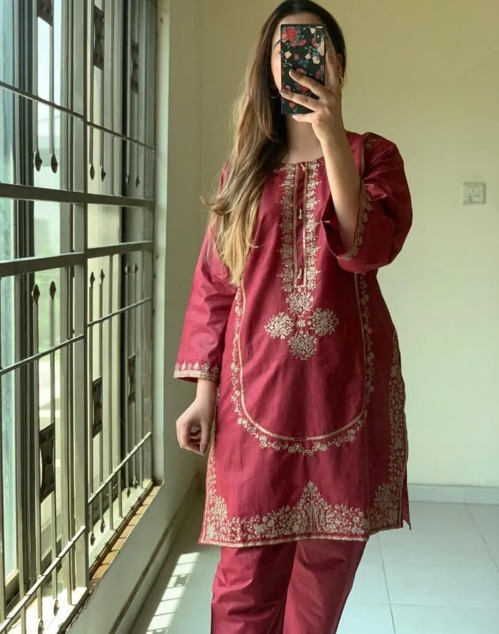 Stylish Maroon Embroidered Suit Set - 3 Pcs Linen Ensemble