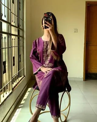 Women's Embroidered Linen 3-Pc Stitched Suit with Chiffon Dupatta